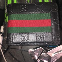 Authentic Luxury Men’s Gucci Wallet 