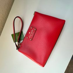 NWT Kate Spade linet Wellesley red leather wristlet/mini bag
