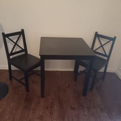 Table N Chairs
