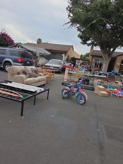 Yardsale Sunday 7/12 2304 Shortline Ct Modesto CA