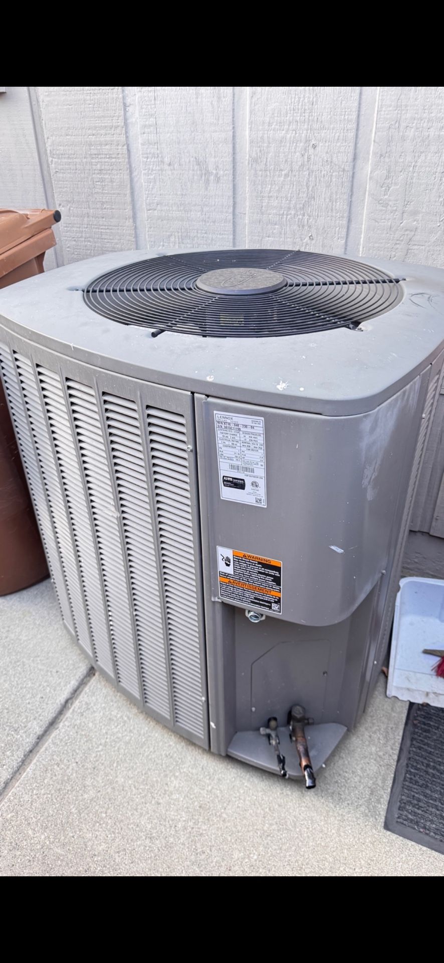 Lennox XC16 4-Ton AC Condenser – 230V R-410A – Excellent Working Condition