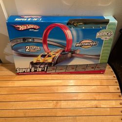 Hot Wheels Track Builder System Race Super 6-in-1 Set Vehicle with extras