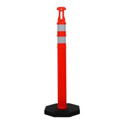 Traffic delineator post