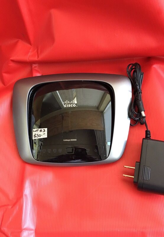 Linksys E2000