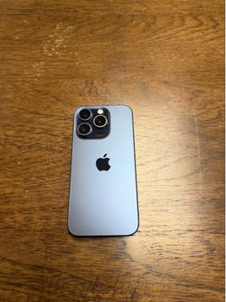 UNLOCKED iPhone 15 Pro with Apple Case