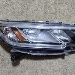 2015 - 2016 Honda CR-V Halogen LED Headlight OEM (Right/Passenger)