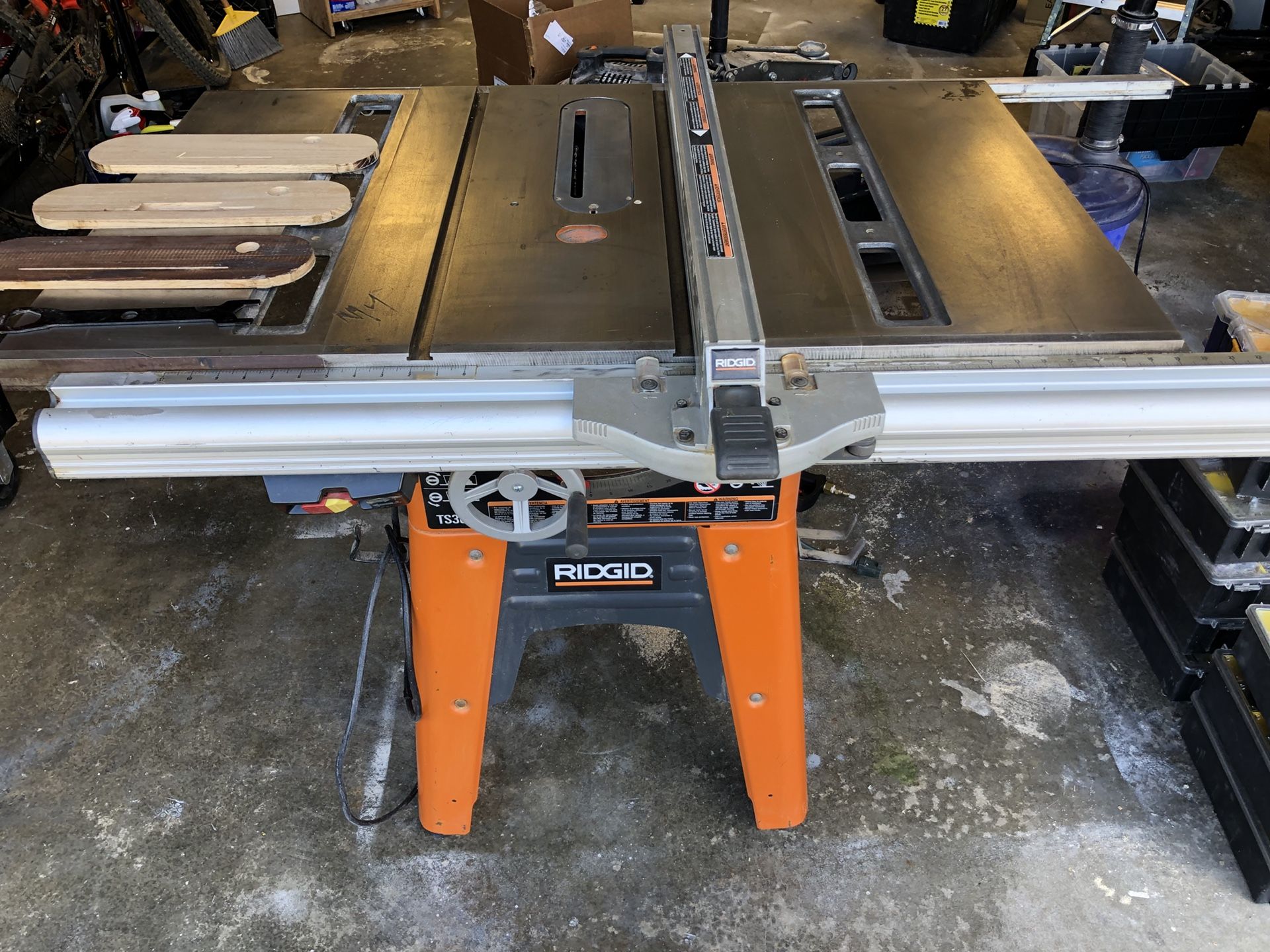 Ridgid TS3650 Table Saw