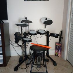 E-DRUM total (Electric Drum Set)
