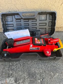 1.5 TONS Torin Automotive Trolley Jack Big Red Hydraulic