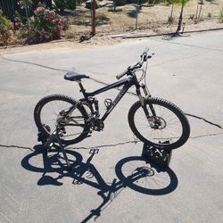 TREK Mountain Bike 