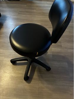 Adjustable chair
