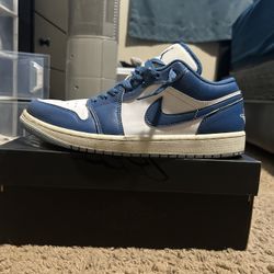 Jordan 1 Low SE 10.5 Blue & White