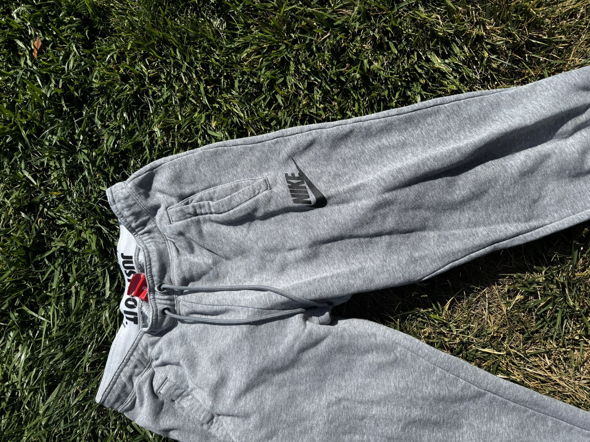 Women’s Nike Sweats | Small