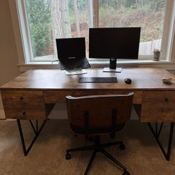 Large Desk With Drawers And Rustic Finish 