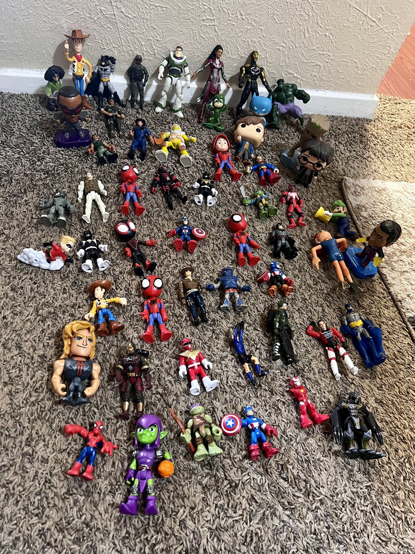 Small Figure Toys All For 50$