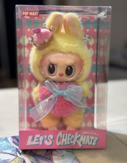 Labubu Checkmate Queen Pop Mart