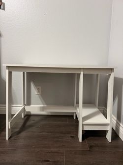 White Wood Desk with Lower Shelf