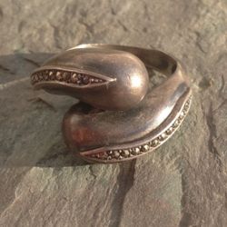 Vintage Sterling Silver Macasite Bypass Wrap Sweetheart Band Ring