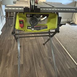 RYOBI Saw Table