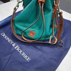 Dooney & Bourke