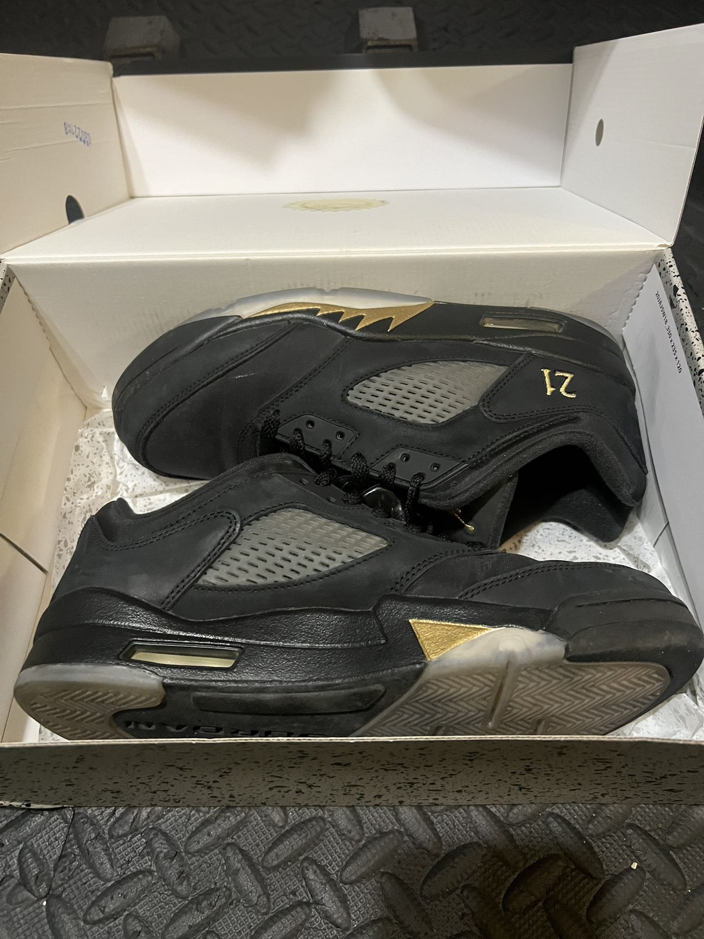 Air Jordan 5 Retro Low 