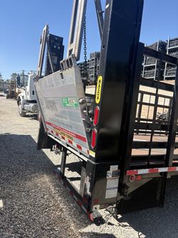 Heavy Duty Flatbed Lift Gate (not truck)