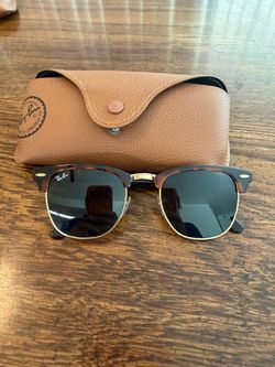 Ray Ban RB 3016 Clubmaster Sun Glasses