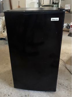 Magic Chef Mini Fridge- 3.6 cubic ft
