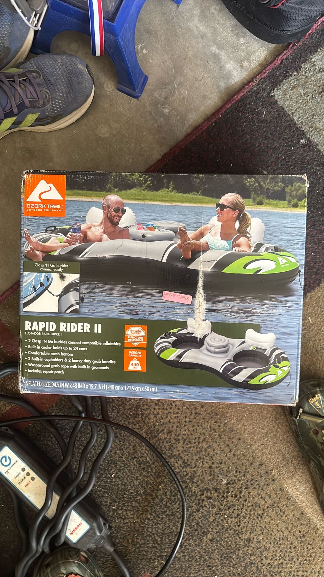 Inflatable Inner Tube with Cup holders Brand New