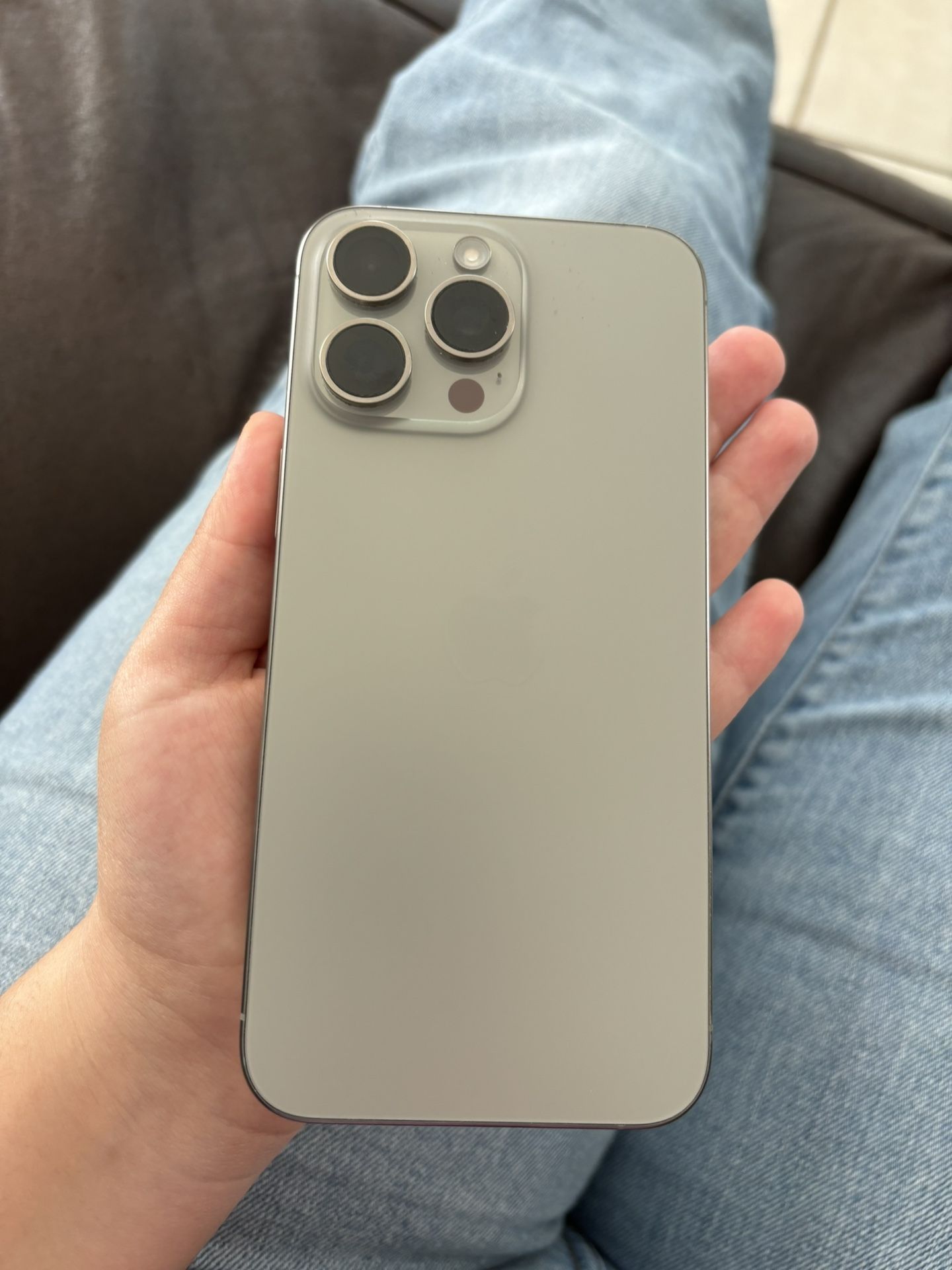 Iphone 15 Promax (Tik Tok)