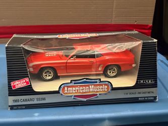 Ertl American Muscle 1969 Camaro SS396 1/18 Scale Die Cast