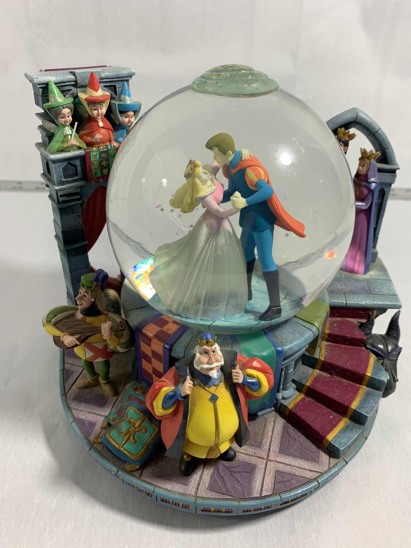 RARE Disney Sleeping Beauty Once Upon The Dream Musical Princess Snow Globe #336
