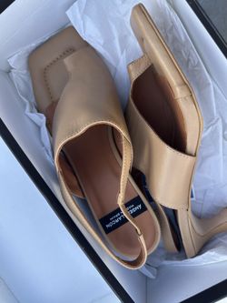 Angel Alarcón Square Toe Back Band Thong Sandals.