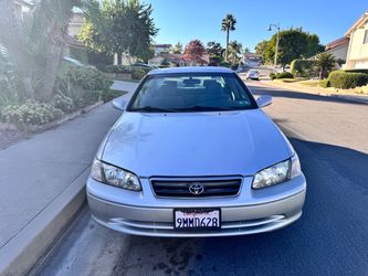 Toyota Camry LE 2001