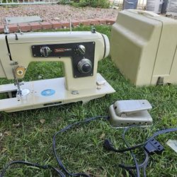 Sewing Machine 