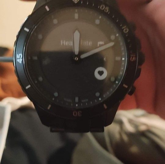 A FOSSIL HYBRID HR SMART WATCH