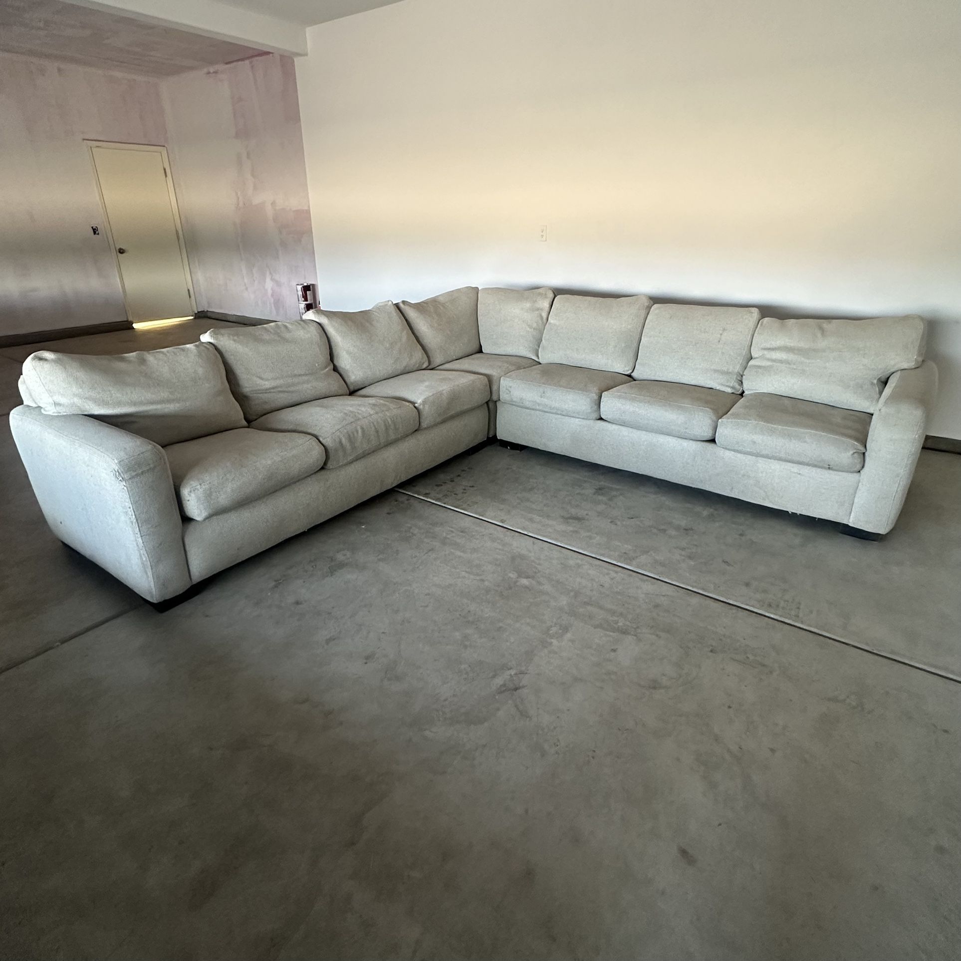 Can Deliver Flexsteel Sectional Couch