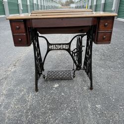 Early 20th Century Antique Sewing Machine from Singer.  