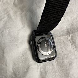 Apple Watch Series 5 44MM 