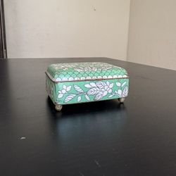 Vintage Chinese Cloisonné Enamel Trinket Box – Green Floral