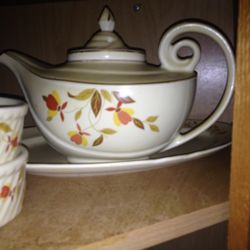 antique autumn teapot Only $70 Like New Cond 