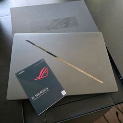 Zephyrus G16 4070 1TB 16GB RAM Asus