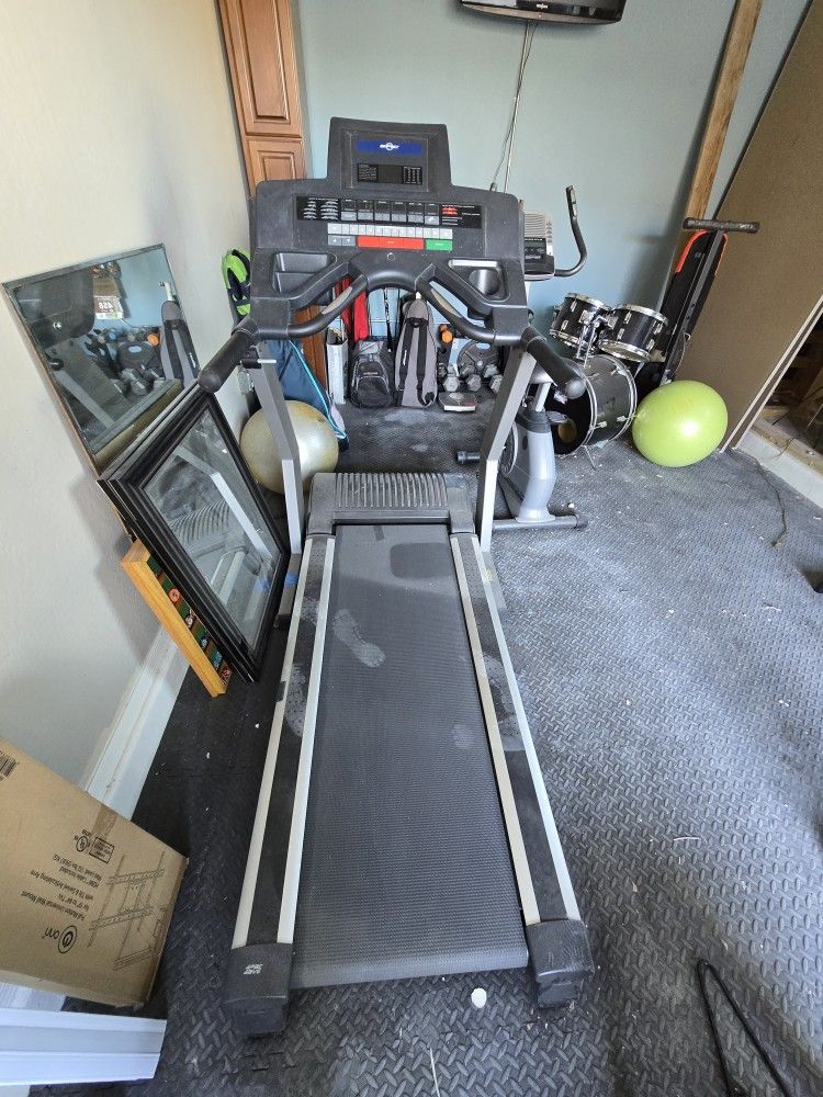 Commercial Treadmill