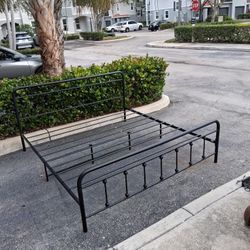 King Bed Frame (incomplete set)