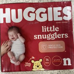 New in Box Huggies Little Snugglers Size Newborn 