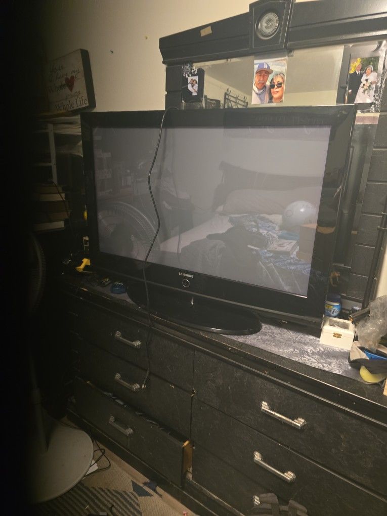 Samsung 55" TV