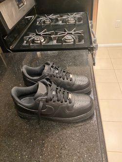 Mens Air Force 1’s.  Size 9.5