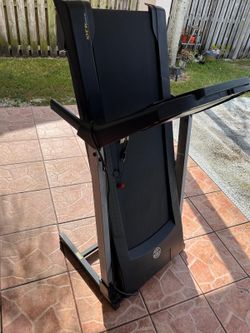 Gold's Gym Trainer 430i Treadmill