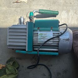 REFCO Vacuum Pump