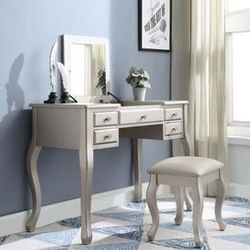 Brand New 3 PC Silver Vanity Set